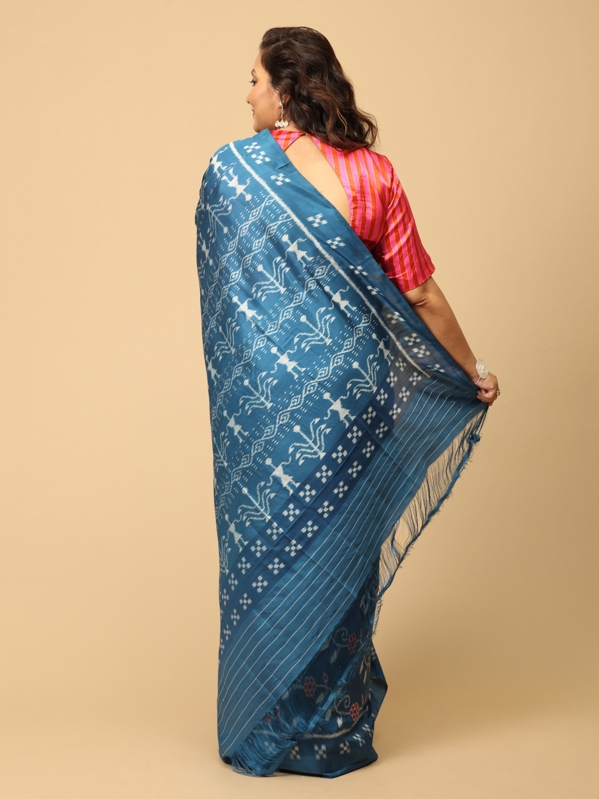 blue Maniabandha Silk Saree - Image 2