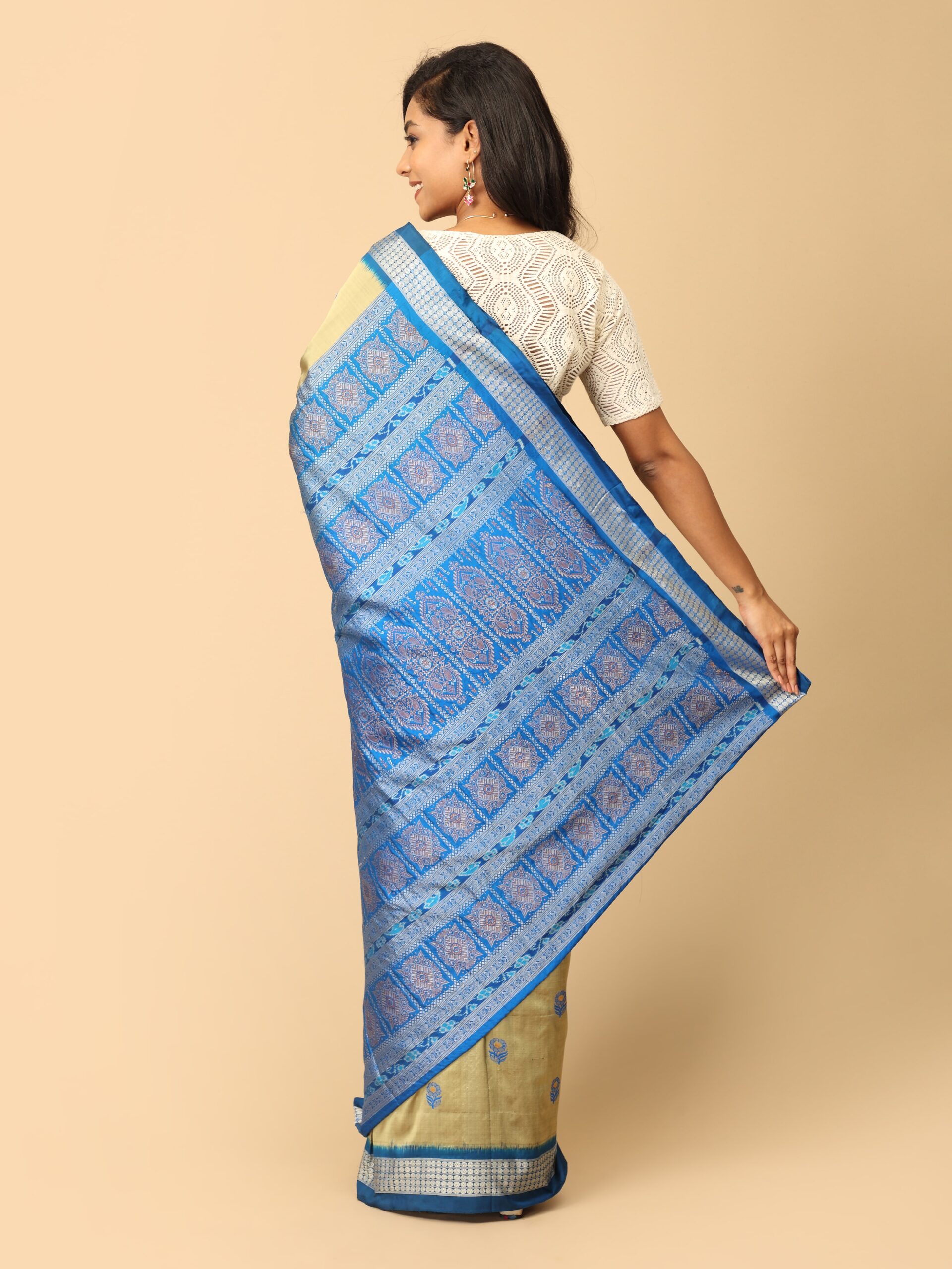 Gold and Blue Sambalpuri Silk Saree - Image 2