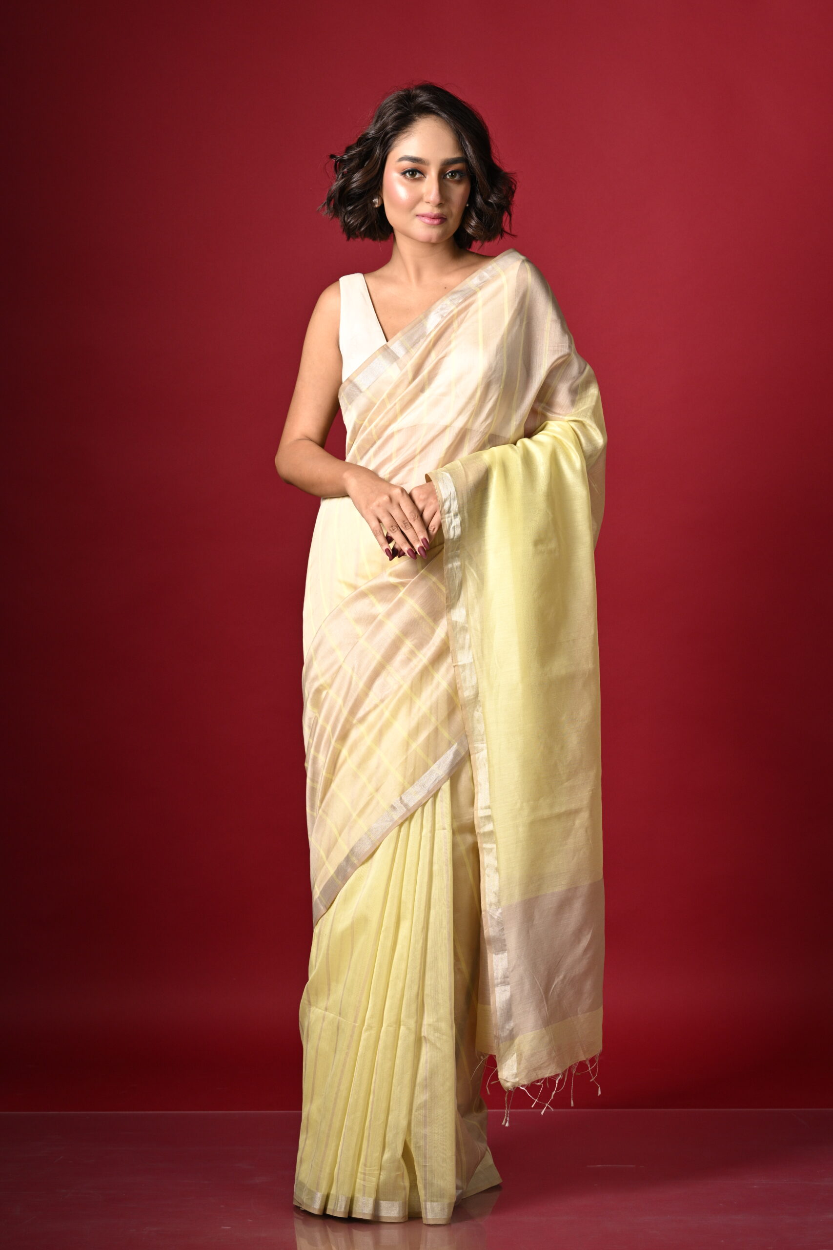 Handwoven Silk Cotton Maheshwari: Pastel Yellow - Image 2