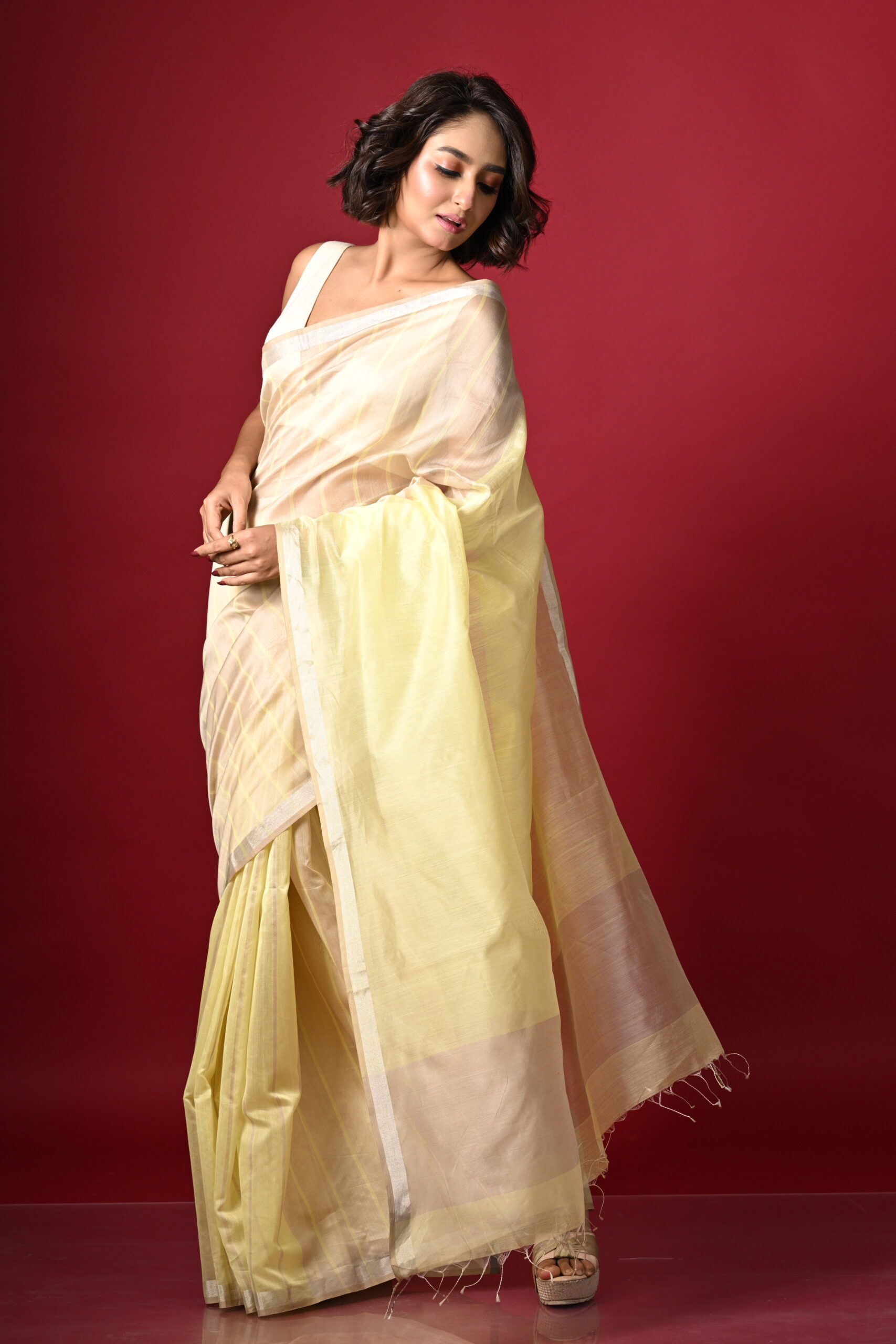 Handwoven Silk Cotton Maheshwari: Pastel Yellow