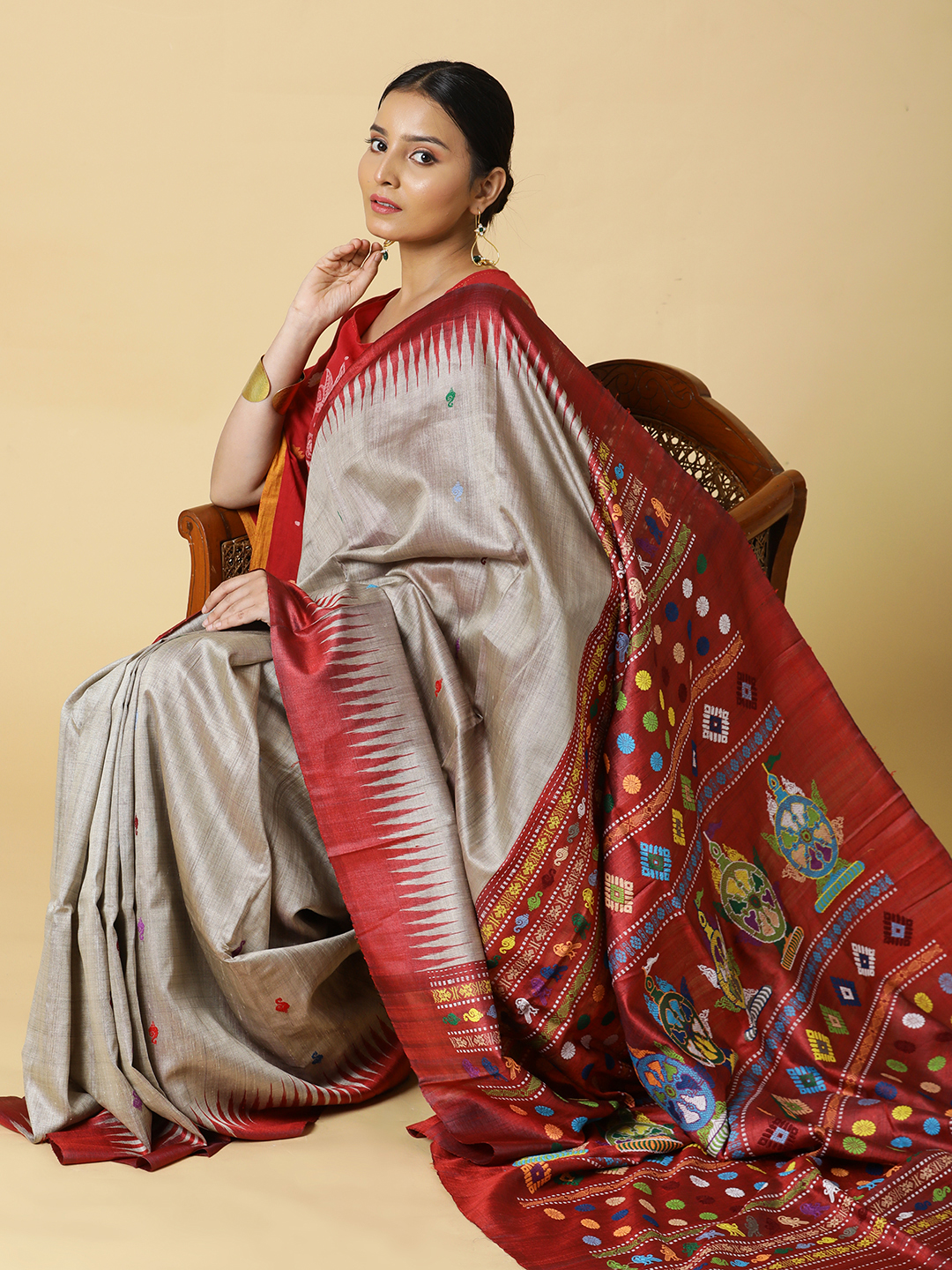 Light Brown with Maroon Border and Shree Chakra Pallu - Image 4